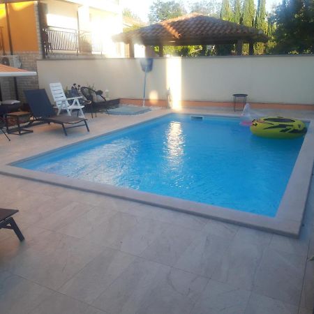 Apartments Residence V Porec Ngoại thất bức ảnh