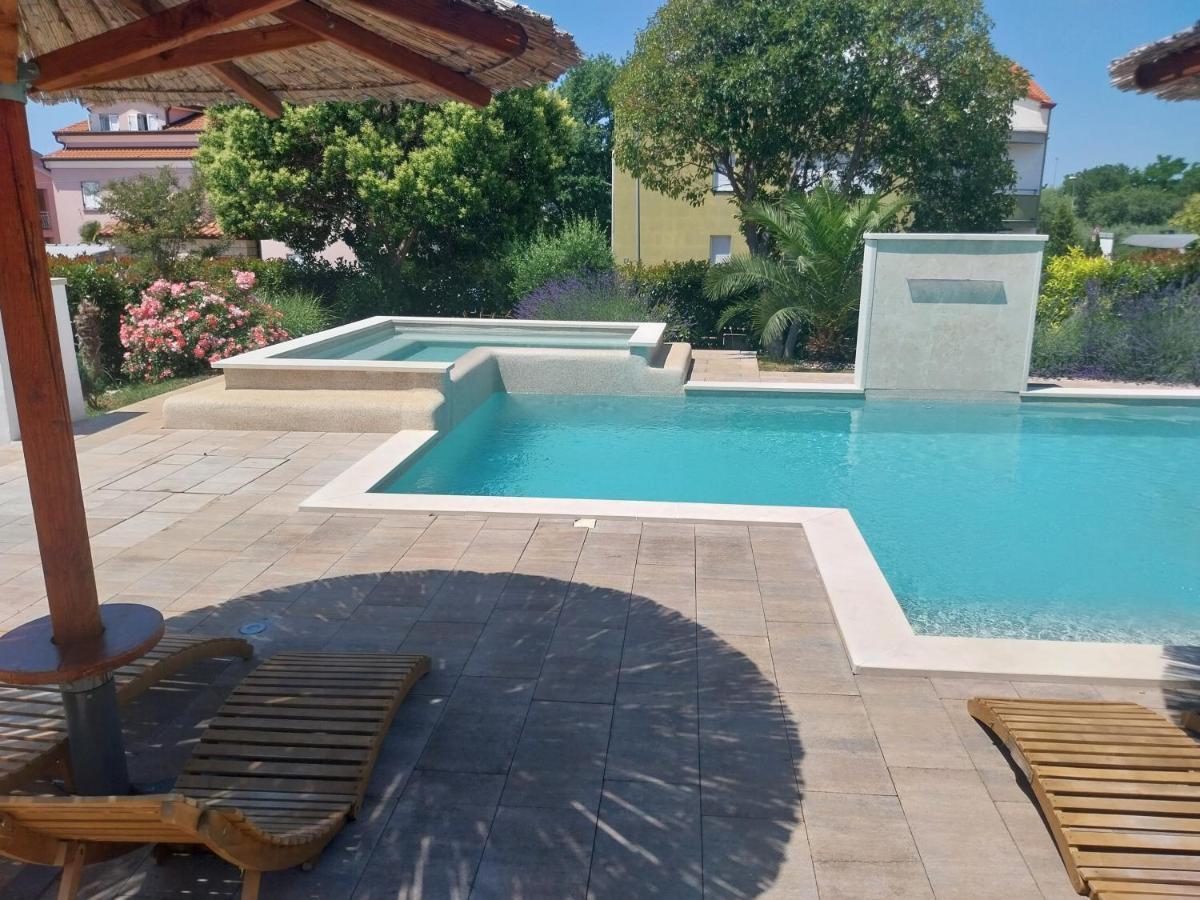 Apartments Residence V Porec Ngoại thất bức ảnh