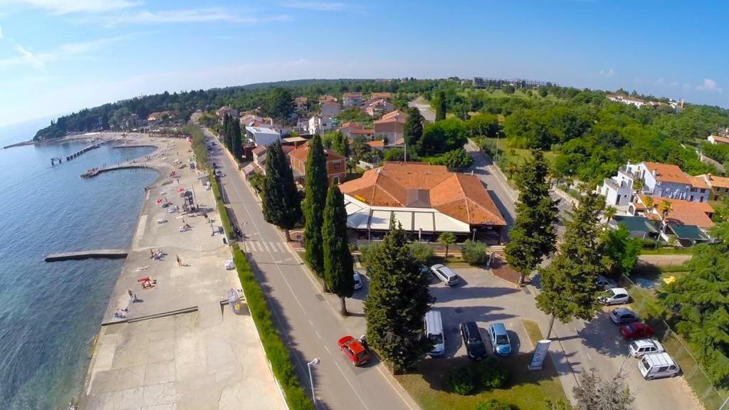 Apartments Residence V Porec Ngoại thất bức ảnh